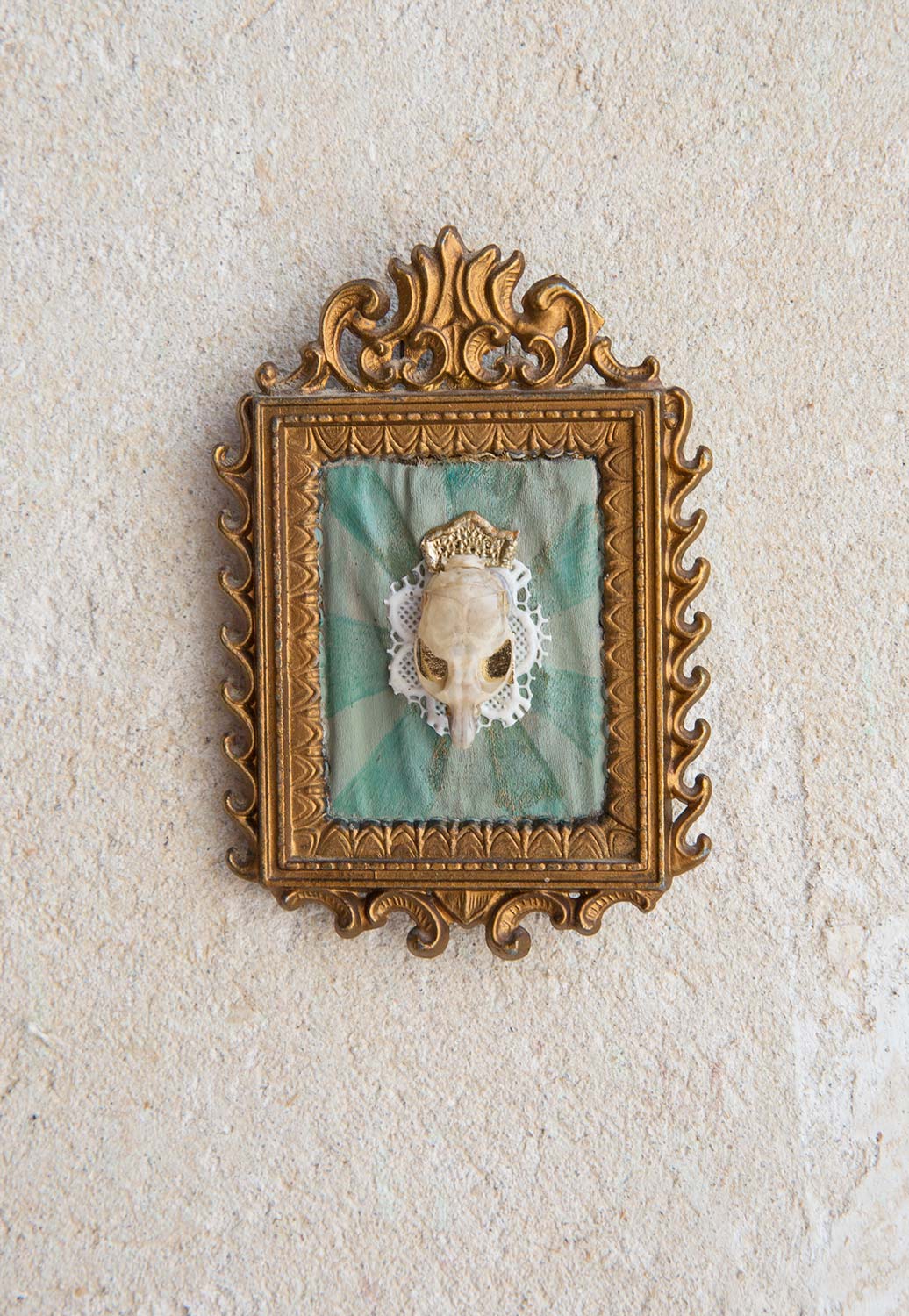 Installation 'Mouse Skull' Caterina Rancho